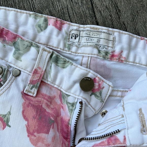 Free people white floral denim jeans size 27 - Picture 2 of 2